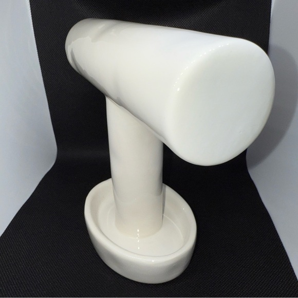 BRACELET RAE DUNN ARTISAN COLLECTION BRACELET RING HOLDER WHITE BY MAGENTA #189 - Picture 8 of 8